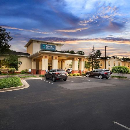 Clarion Inn&Suites Northwest Indianápolis Exterior foto